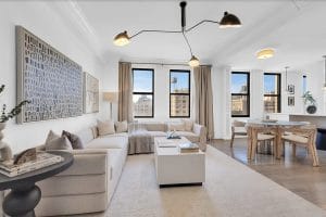Cómo Contratar a un Diseñador de Interiores: 10 Preguntas Esenciales que Debes Hacerles