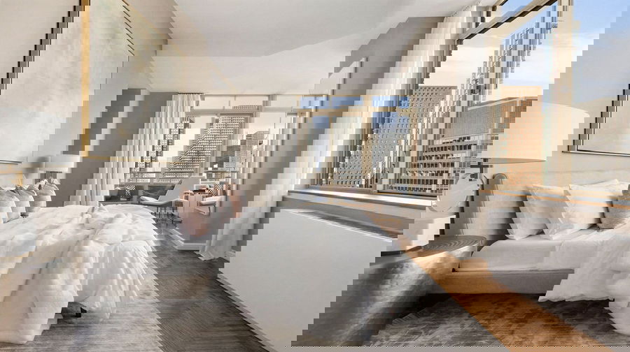 Before & After: Glam Transitional Home – Spare Bedroom Designs