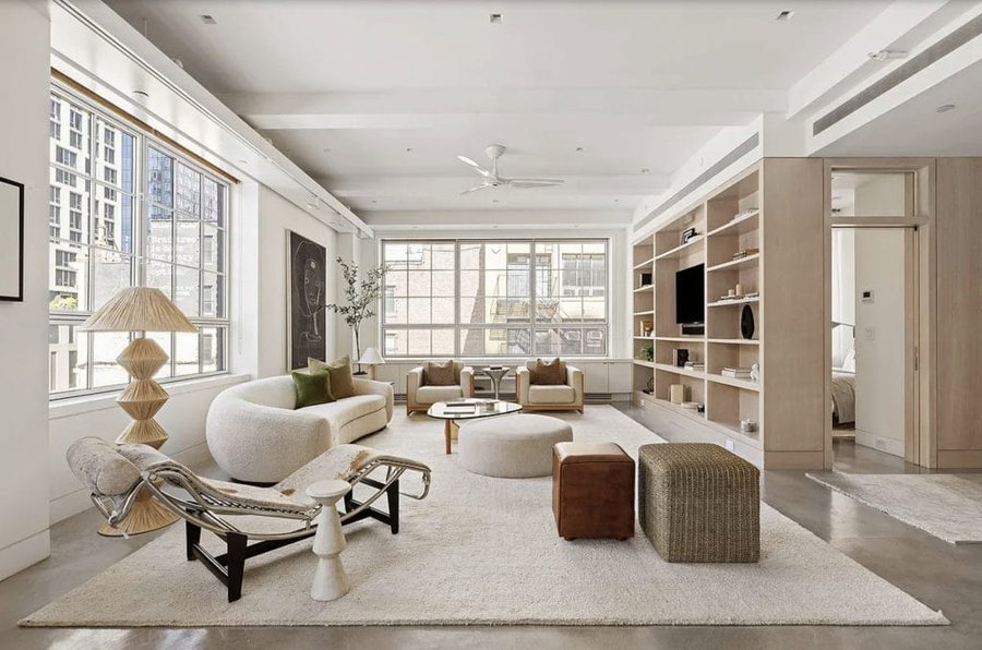 Living room by Decorilla online interior design services in the Netherlands, designer, Leanna S.