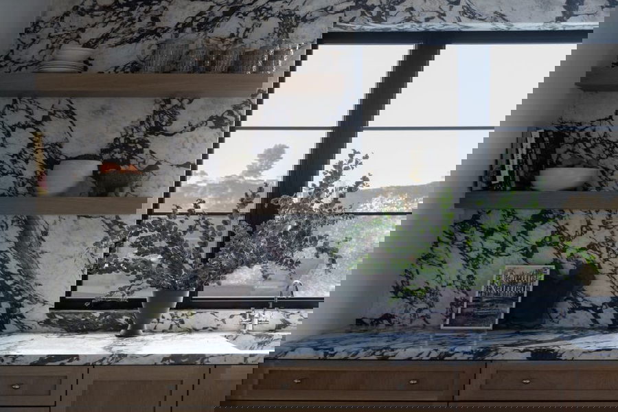 Moody kitchen design by Decorilla designer Carly M. 