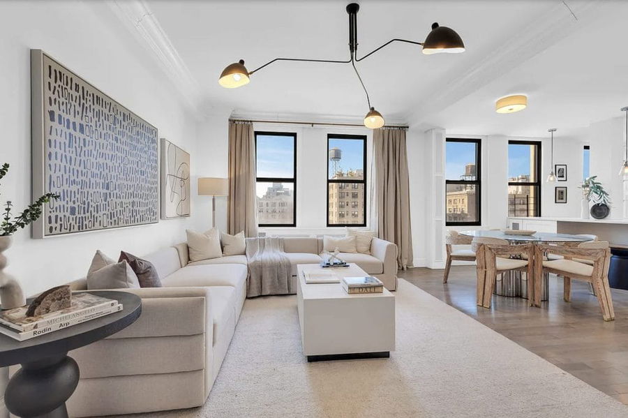 Open-plan living room interior by Decorilla online interior design services in Belgium, Leanna S.