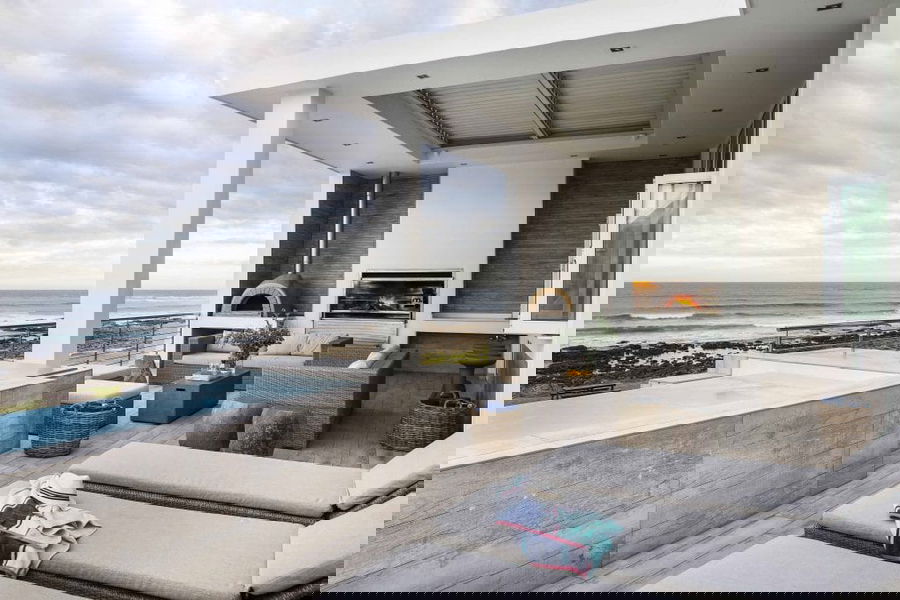 Poolside patio inspiration by Decorilla designer Anna C