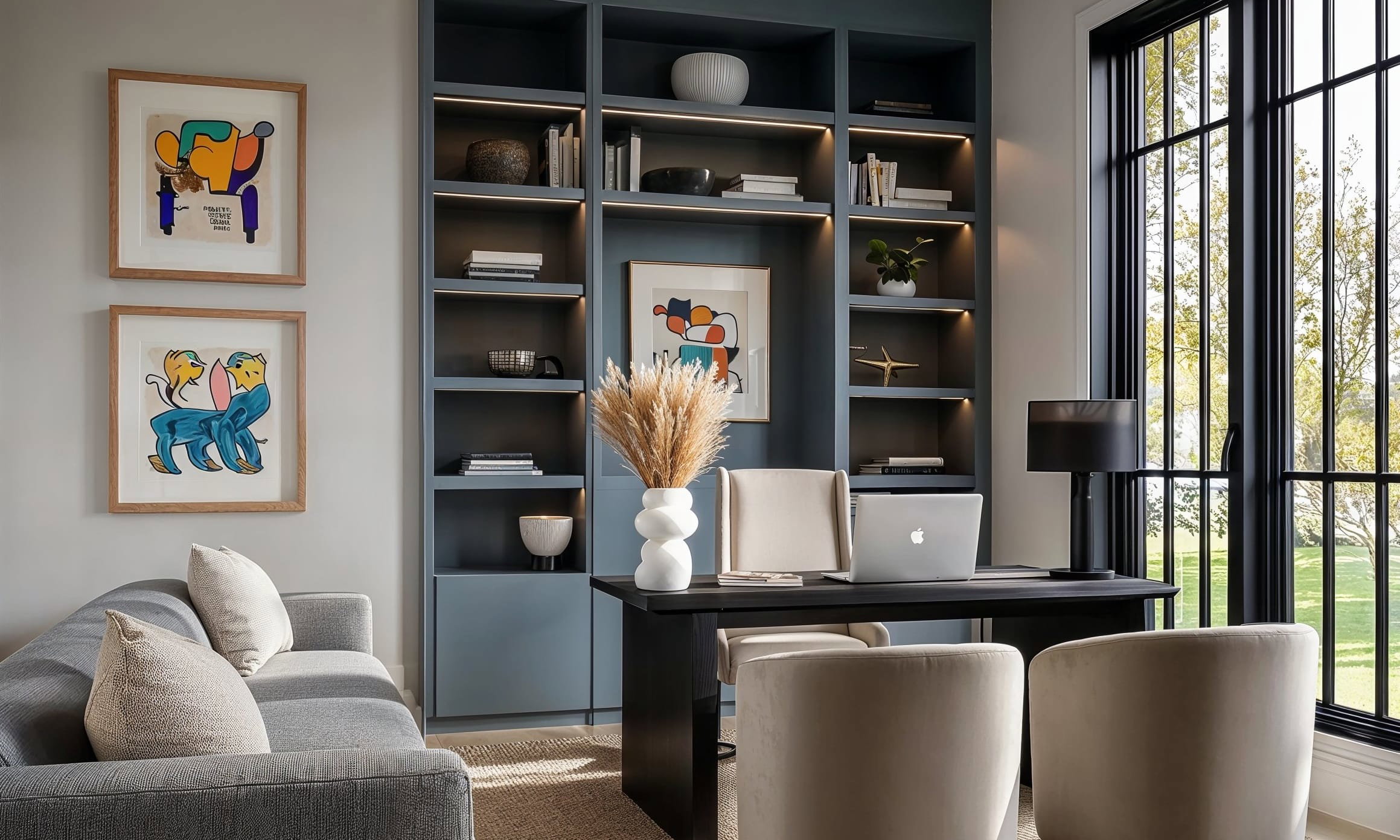 Antes & Después: Diseño de oficina moderna atemporal por decoradores de interiores en San Antonio, Texas