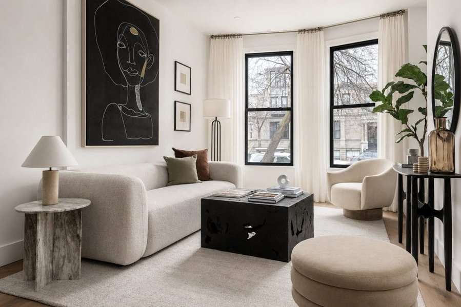 Contemporary livingroom without tacky decor by Decorilla designer, Leanna S.