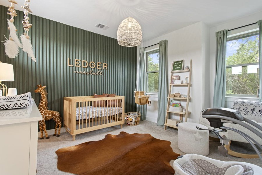 Jungle animal nursery by Decorilla designer, Bonnie G.